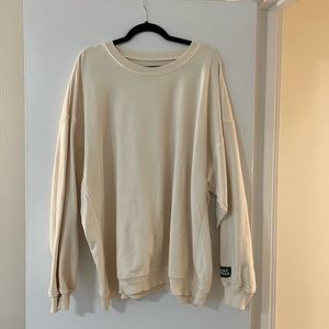 Daily Drills Oversized Reversible Crewneck Sweatshirt, color: Bone, size:M/L